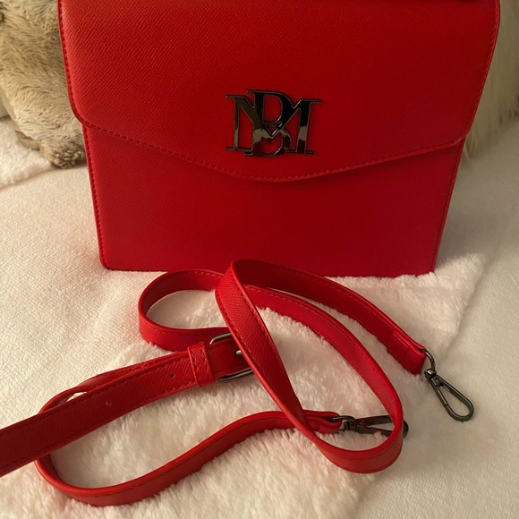 Badgley Mischka Vegan Leather Crossbody Bag - Picture 3 of 4